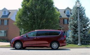 Chrysler Pacifica Grand Caravan 2020 года  (CA)